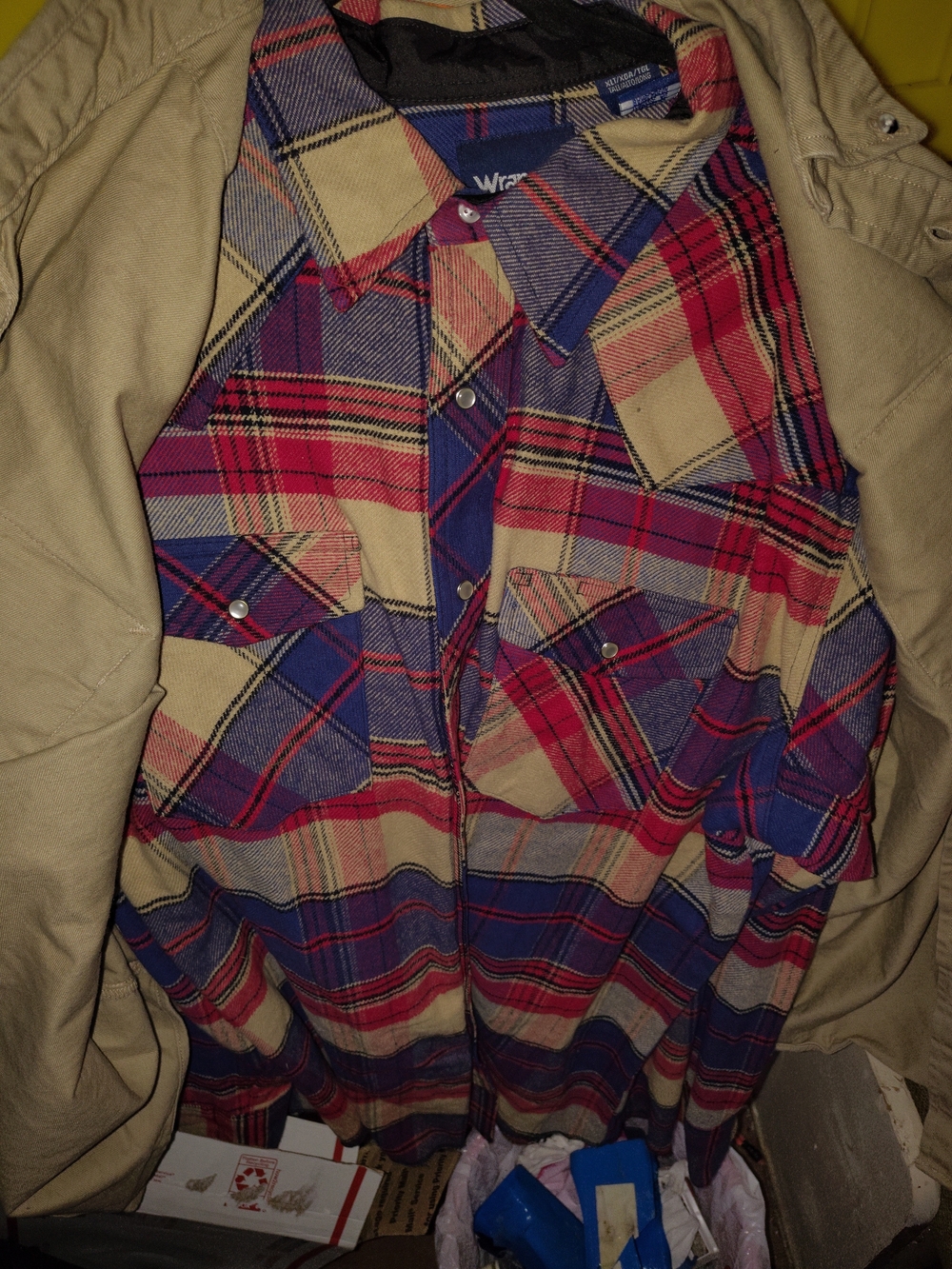 Wrangler Men's Pearl Snap Button Plaid Shirt